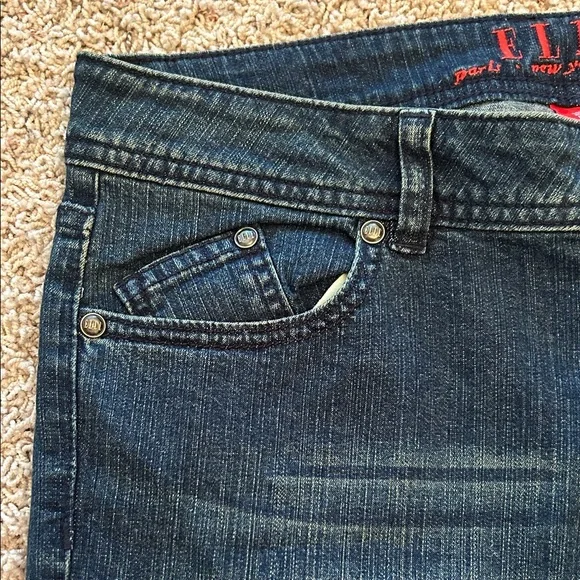 Elle⭐️NWT🌻Dark Indigo Women's Cropped Jeans Size 10 - Picture 6 of 11